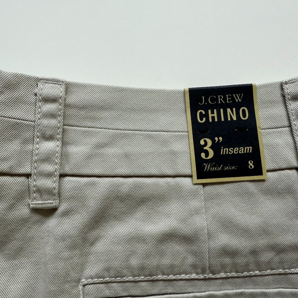 NWT Crew Chino Khaki Shorts 3" inseam - 8